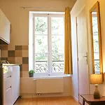 Apartament Le 112, Confortable Et Cosy En Plein Centre D'aix Les Bains *